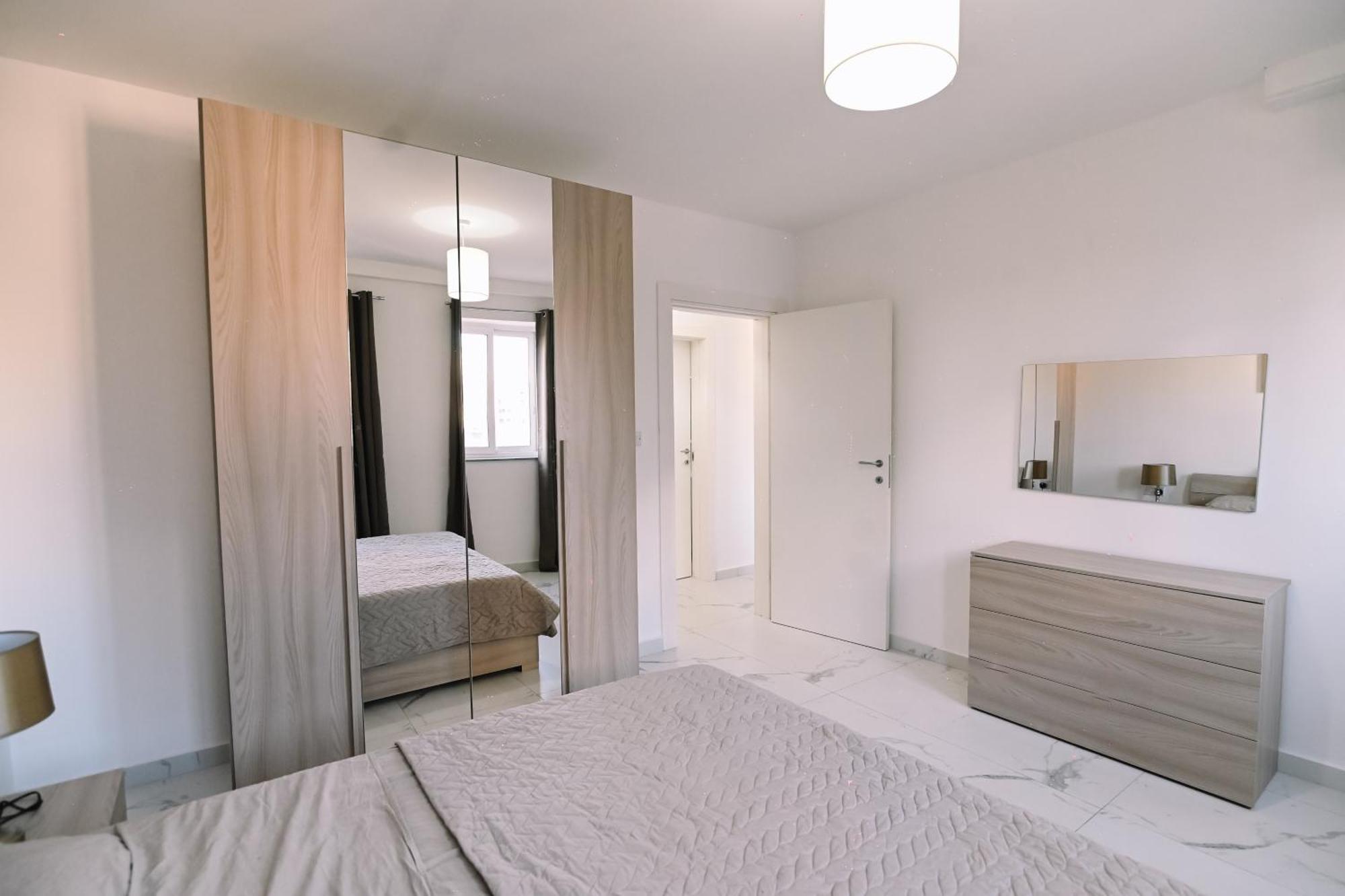 Bright 2 Bedroom Flat In Sliema! Exteriér fotografie