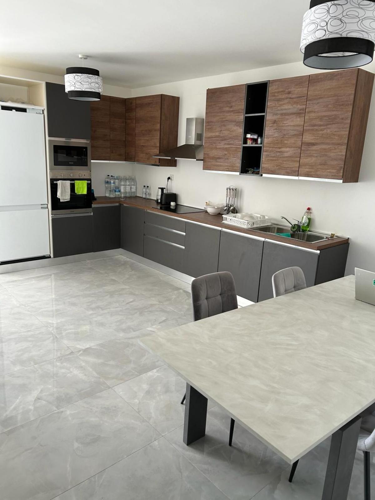 Bright 2 Bedroom Flat In Sliema! Pokoj fotografie